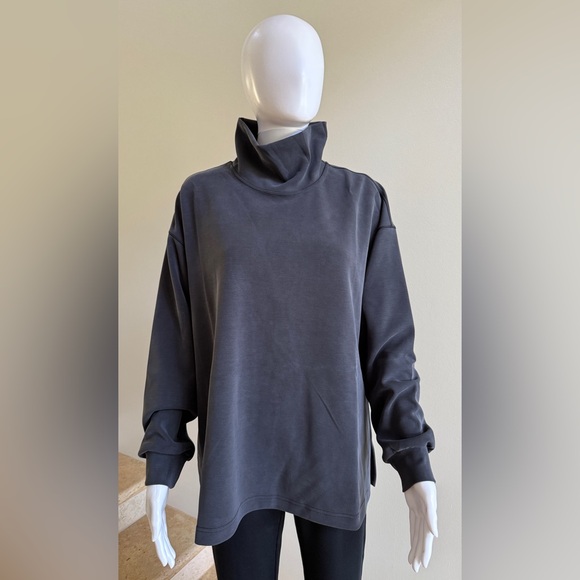 NWOT LULULEMON Softstreme Funnel-Neck Long Pullover Sweater Top Medium - Picture 2 of 6